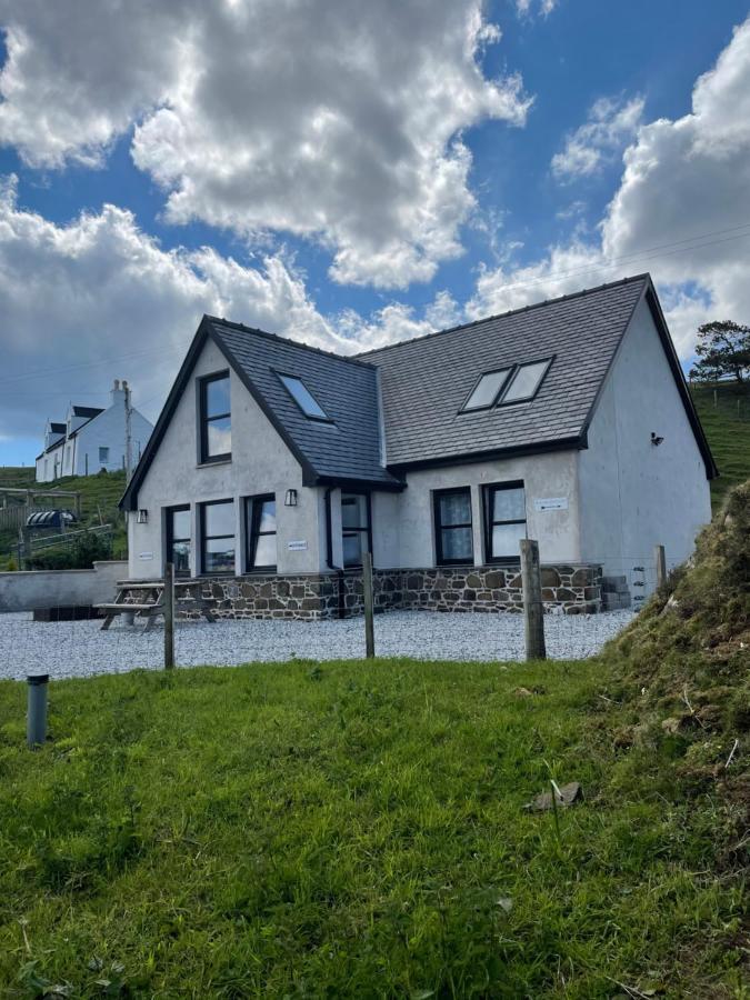 The Bridge Self Catering Villa Kilmaluag ภายนอก รูปภาพ