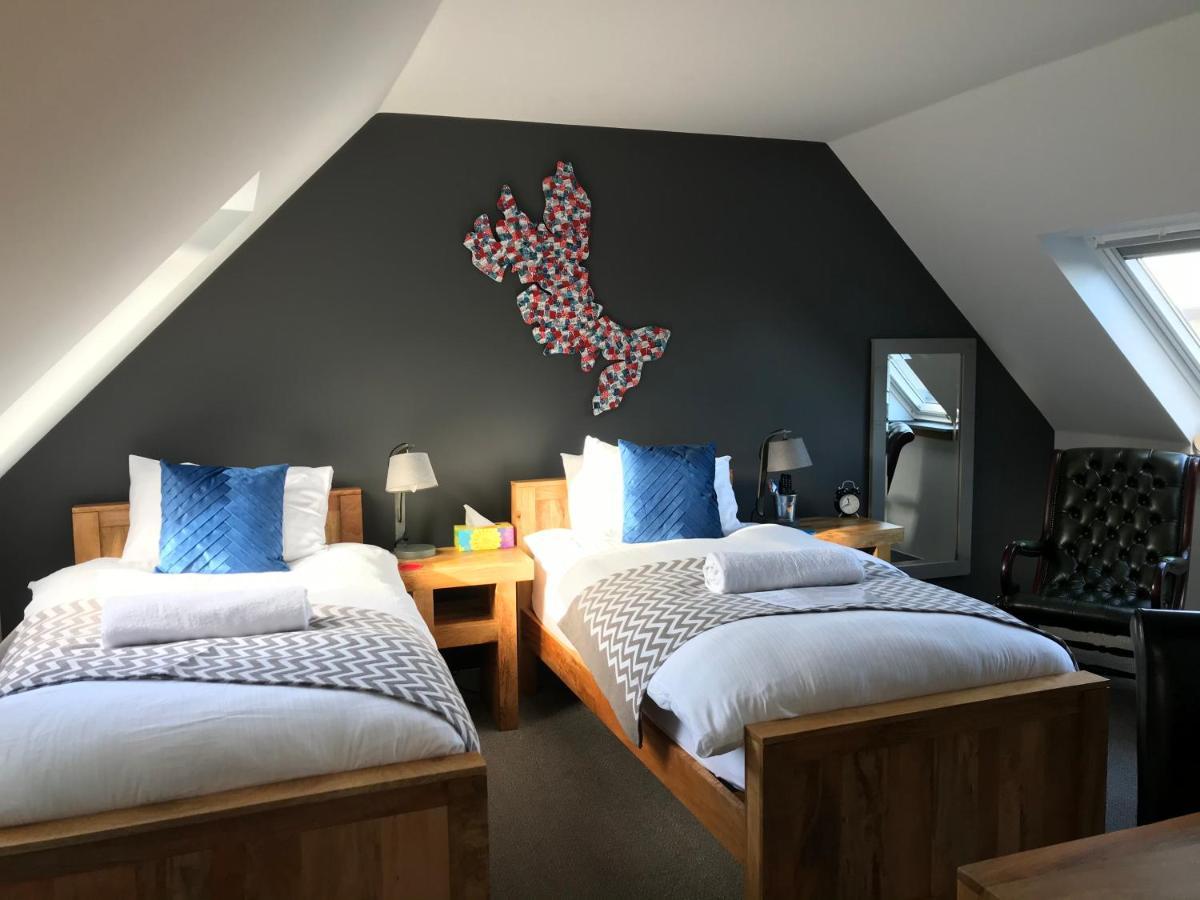 The Bridge Self Catering Villa Kilmaluag ภายนอก รูปภาพ