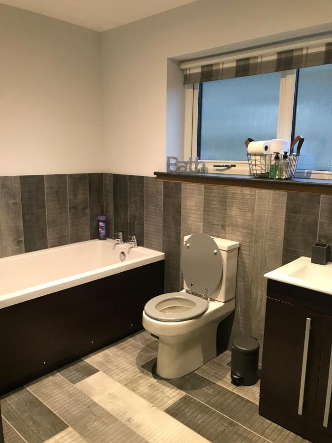 The Bridge Self Catering Villa Kilmaluag ภายนอก รูปภาพ