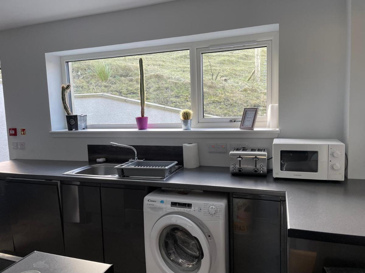 The Bridge Self Catering Villa Kilmaluag ภายนอก รูปภาพ